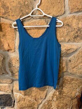 White House Black Market Teal Scoop/V- Neck Tank- Reversible!